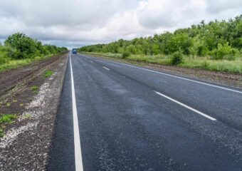 В Самарской области ремонтируют региональную трассу