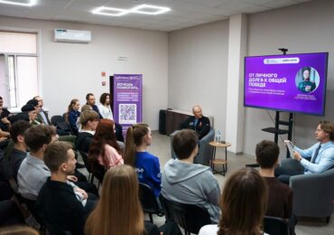 Участник «Времени героев» встретился с самарскими волонтерами