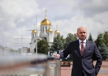 Вячеслав Федорищев поздравил работников машиностроительного комплекса Самарской области