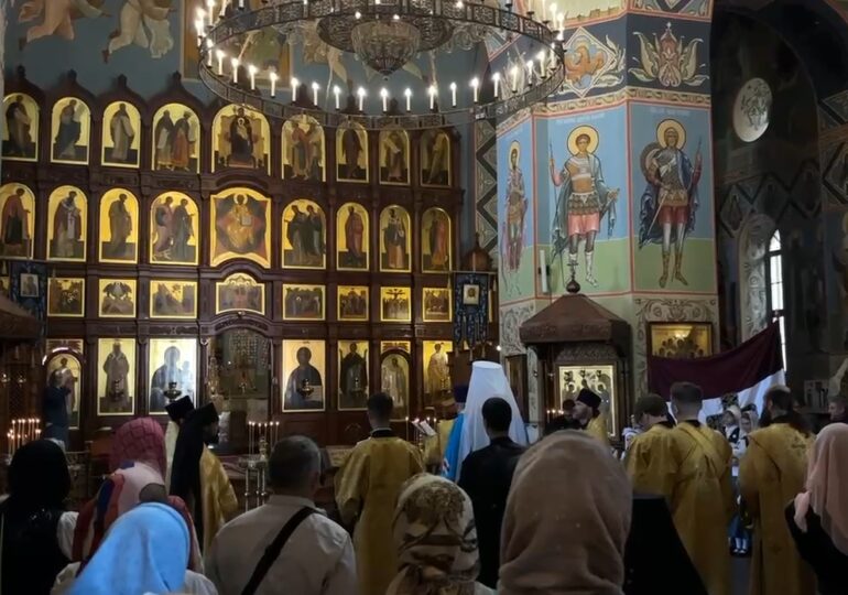 В женском Иверском монастыре состоялся торжественный молебен
