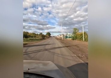 В микрорайоне Орловский сделали первый участок дороги