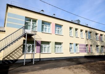 Глава Самары Иван Носков проверил обновленный детсад
