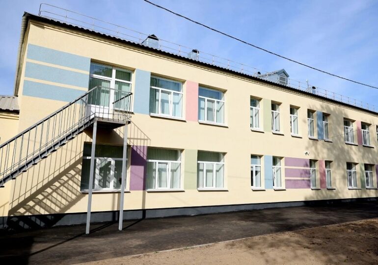Глава Самары Иван Носков проверил обновленный детсад
