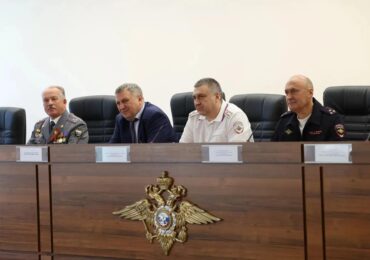 Иван Носков поздравил сотрудников службы уголовного розыска со 108-летней годовщиной