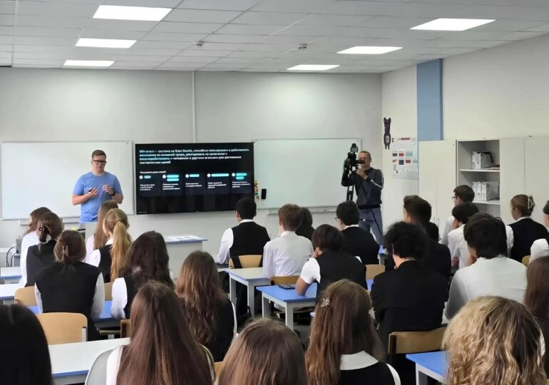 В самарском лицее «Престиж» провели «Урок цифры»